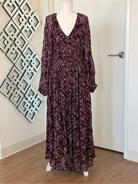Women's Plum Floral V-Neck Long Sleeve Maxi Dress